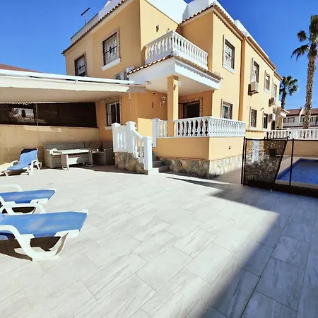 Villa Quesada Llanes Danuria