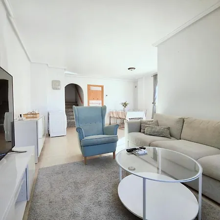Quesada Llanes Danuria Villa *